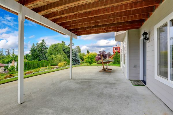 Backyard Patio Installation in Des Moines