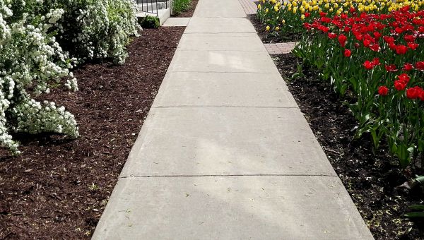 Cement Sidewalk Installation in Des Moines