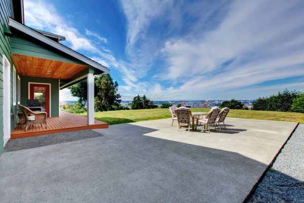 Backyard Concrete Paving in Des Moines