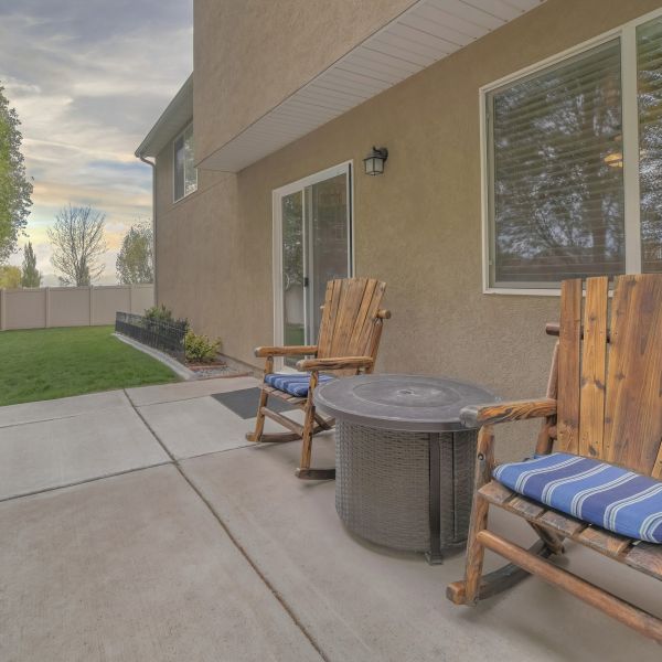 Backyard Slab Construction in Des Moines